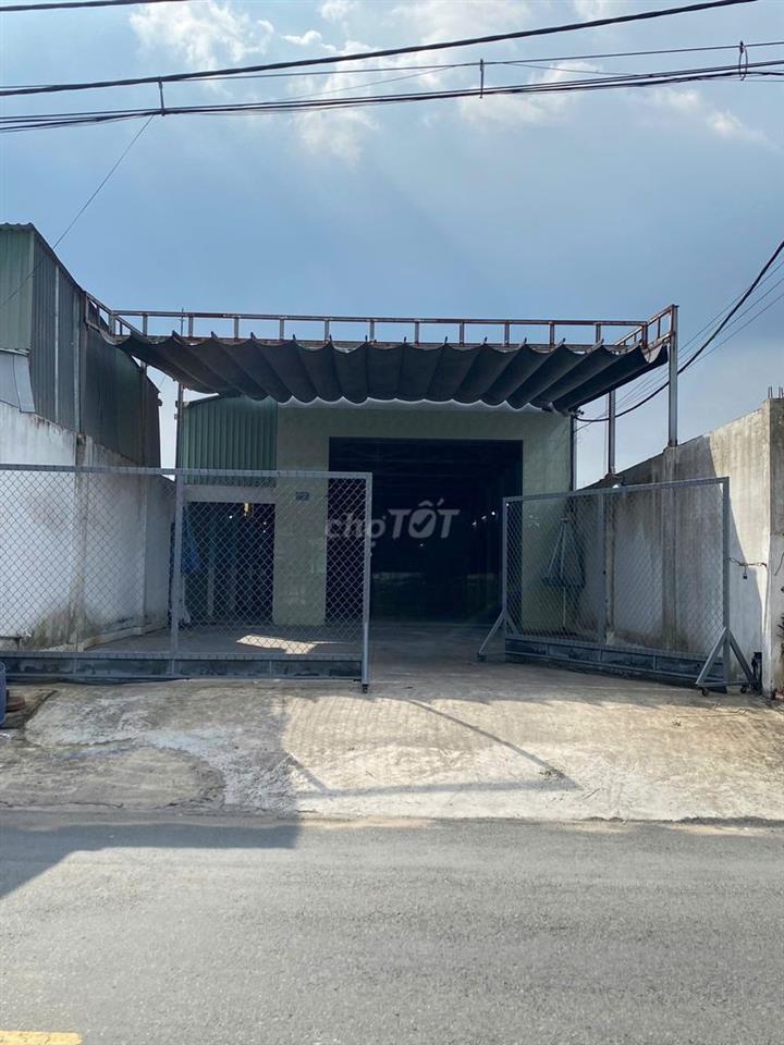 mặt bằng, kho chứa hàng, kinh doanh 320m đầy đủ công năng