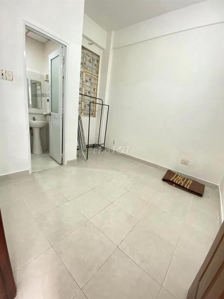 BÁN CĂN HỘ CHUNG CƯ B1 TRƯỜNG SA  – ĐẦY ĐỦ TIỆN ÍCH – GIÁ TỐT 3.8 TỶ