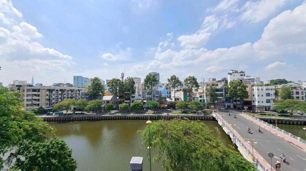 1PN VIEW BANCONG BỜ KÈ ( LÊ VĂN SỸ) - MÁY GIẶT RIÊNG - FULL NỘI THẤT