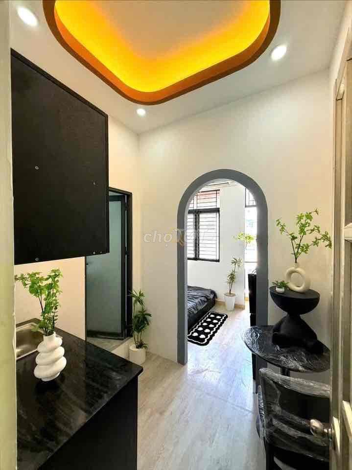 1Pn máy giặt riêng + bancong ngay Phan Đình Phùng