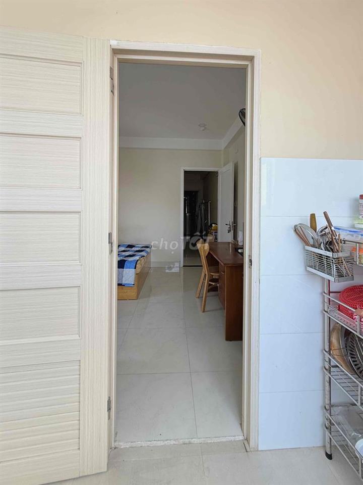 1PN Tách Bếp thang máy 🏡Nhiều cửa sổ+Ban Công📍ngay Nguyễn Tất Thành