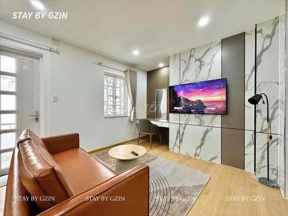 2PN ngay Nguyễn Văn Trỗi - bãi xe rộng - máy giặt riêng - khu nhà giau