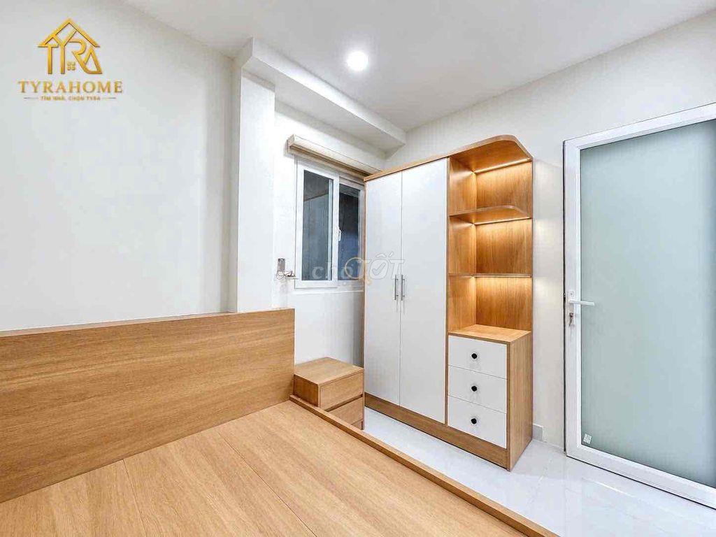 1PN ngay Huỳnh Văn Bánh gần ngã 4 Phú Nhuận, bancong lớn, sofa lớn