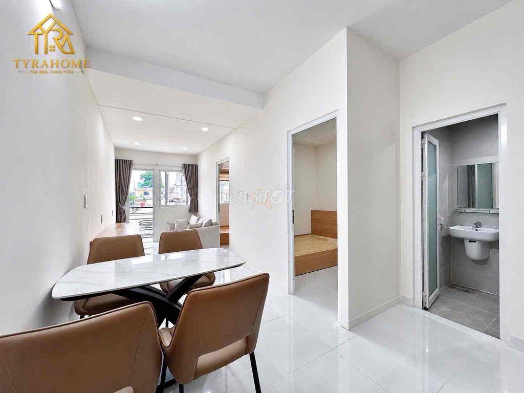 1PN ngay Huỳnh Văn Bánh gần ngã 4 Phú Nhuận, bancong lớn, sofa lớn