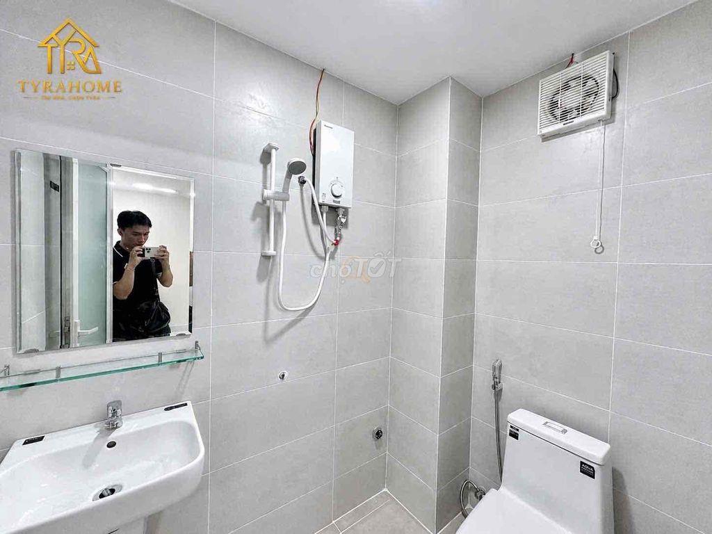 1PN ngay Huỳnh Văn Bánh gần ngã 4 Phú Nhuận, bancong lớn, sofa lớn