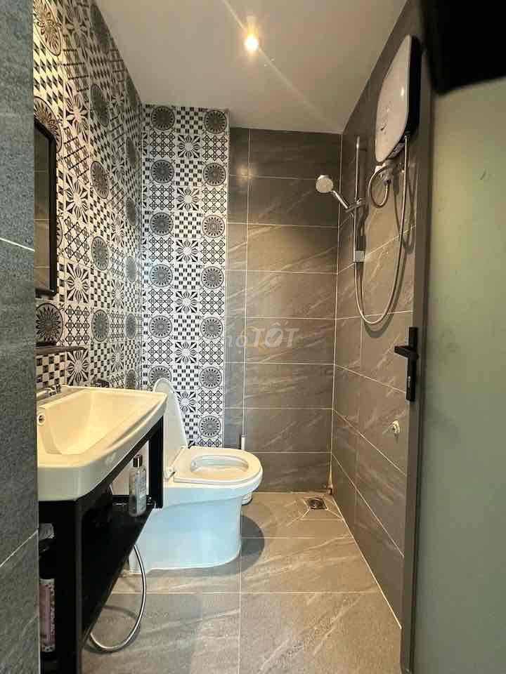 Duplex giá rẻ cho sinh viên ngay Trần Quang Diệu, PN giáp Q3