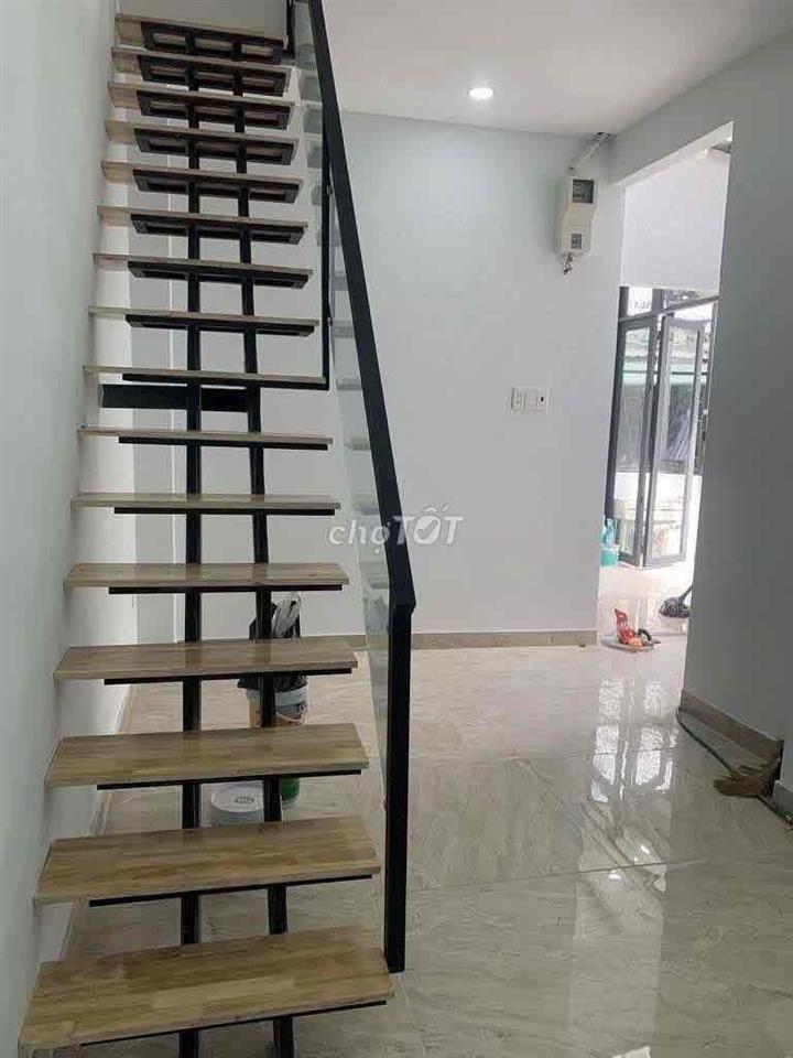 Phòng trọ sinh viên 4tr có máy lạnh và nệm