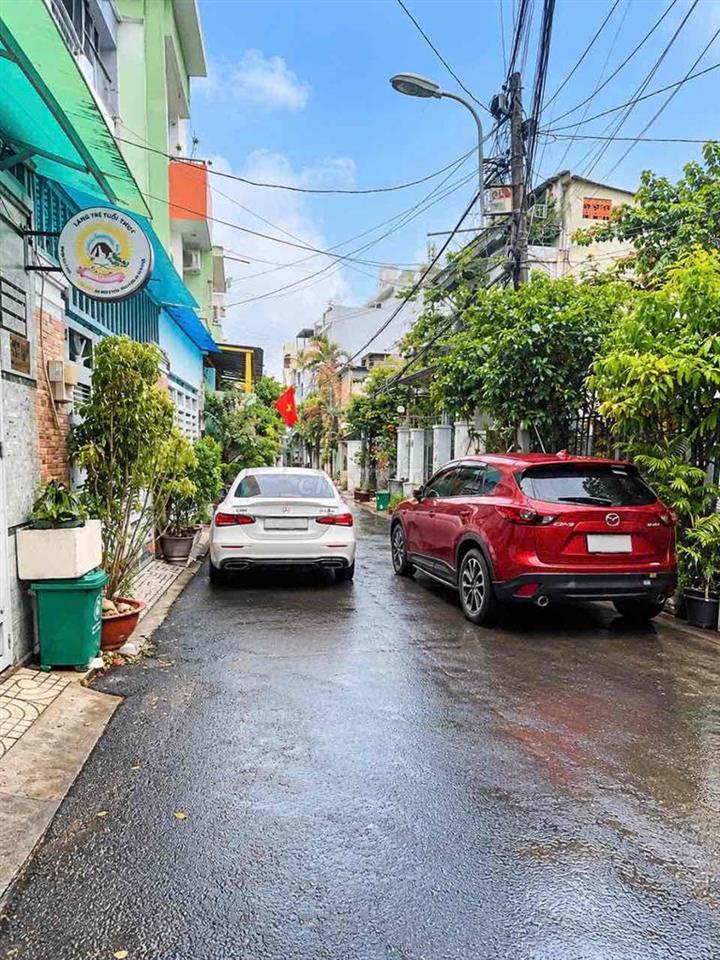 ĐẤT - HXH SÁT MẶT TIỀN NHỈNH 5T