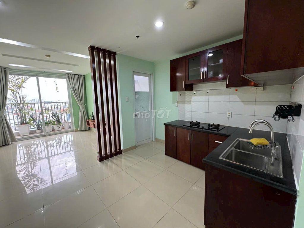 Cho thuê căn hộ chung cư 590 CMT8, Quận 3, 82m2, 2PN, 11tr