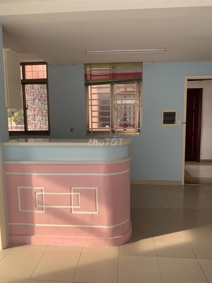 Bán căn hộ CC Lê Thị Riêng, Q10, thang máy,  55m2, 3.05 tỷ, sổ hồng