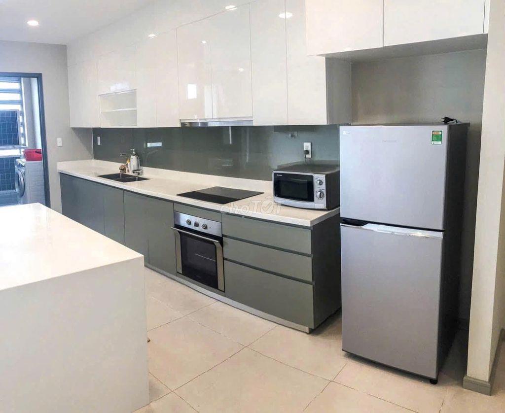 Chung cư Hoa Sen-Lạc Long Quân 3PN Full NT, Ban công rộng giá 14 tr/th