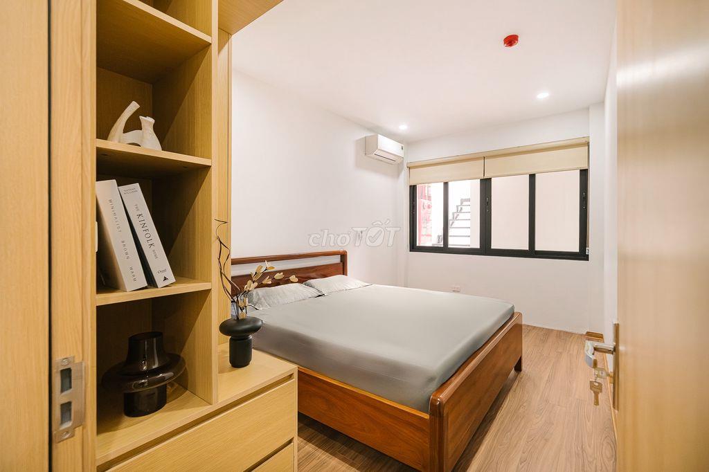 Cho thuê CH 3PN 115m2 mặt hồ Bồ Đề, Long Biên | Full nội thất cao cấp
