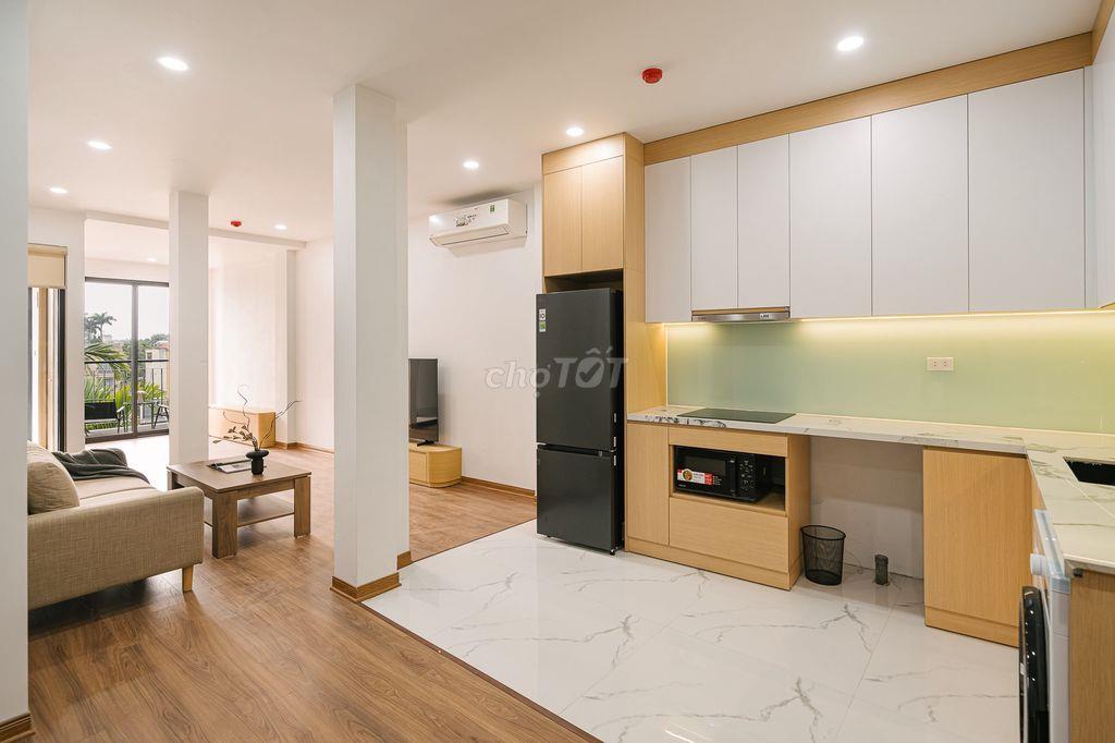Cho thuê CH 3PN 115m2 mặt hồ Bồ Đề, Long Biên | Full nội thất cao cấp