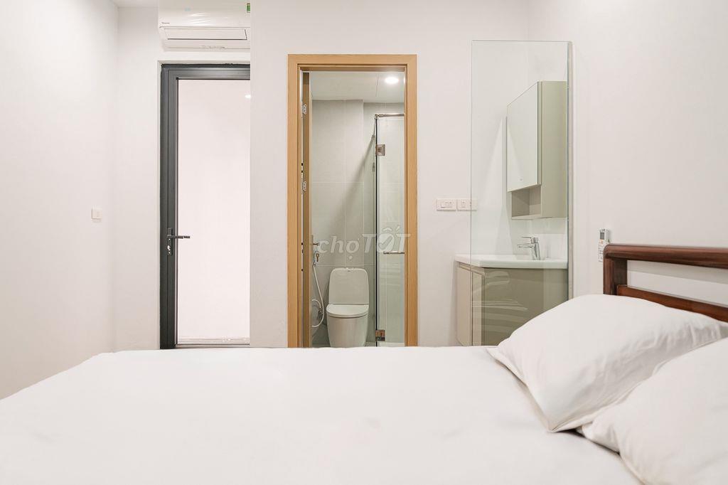 Cho thuê CH 3PN 115m2 mặt hồ Bồ Đề, Long Biên | Full nội thất cao cấp