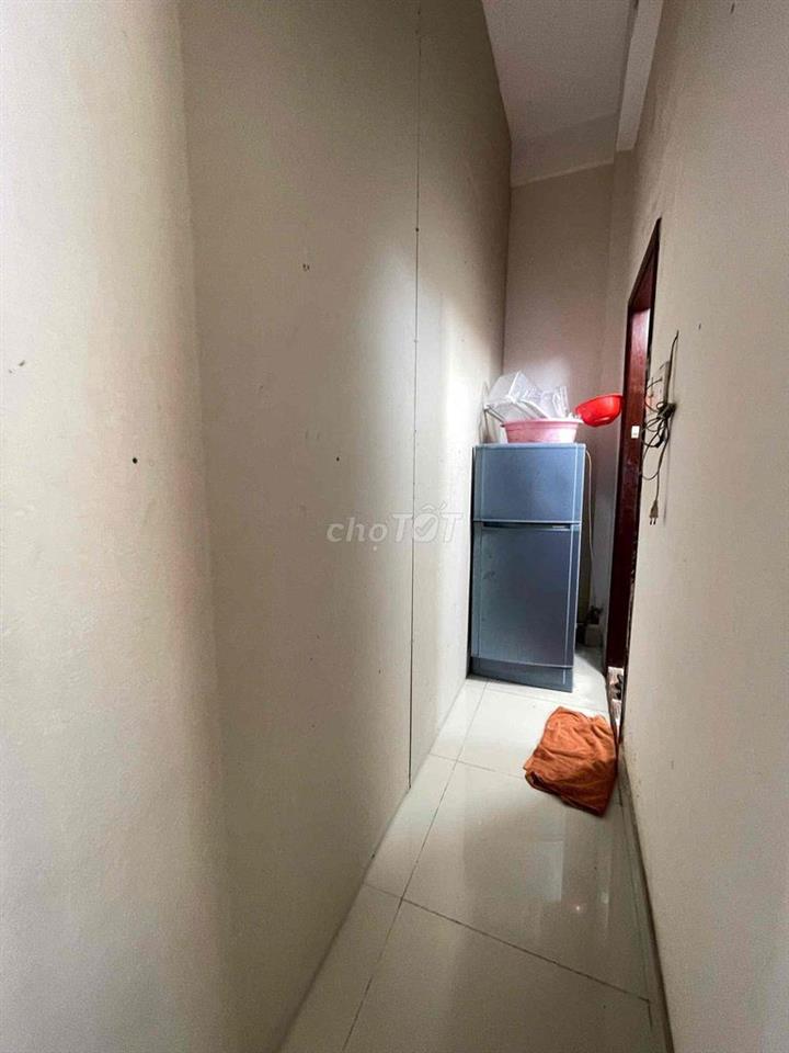 2 phòng ngủ 7tr5  sẵn 2 máy lạnh, ban công cửa sổ thoáng, mỗi phòng
