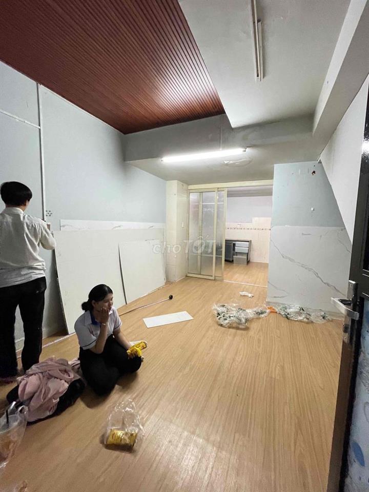 phòng cho thuê ở trệt chỉ tính điện, nước + tách bếp phù hợp ở 3 người