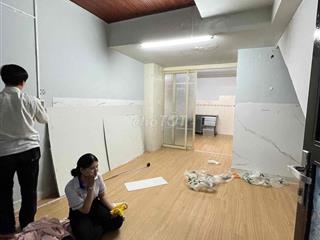 phòng cho thuê ở trệt chỉ tính điện, nước + tách bếp phù hợp ở 3 người