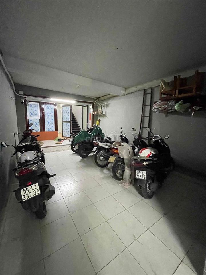 phòng cho thuê ở trệt chỉ tính điện, nước + tách bếp phù hợp ở 3 người