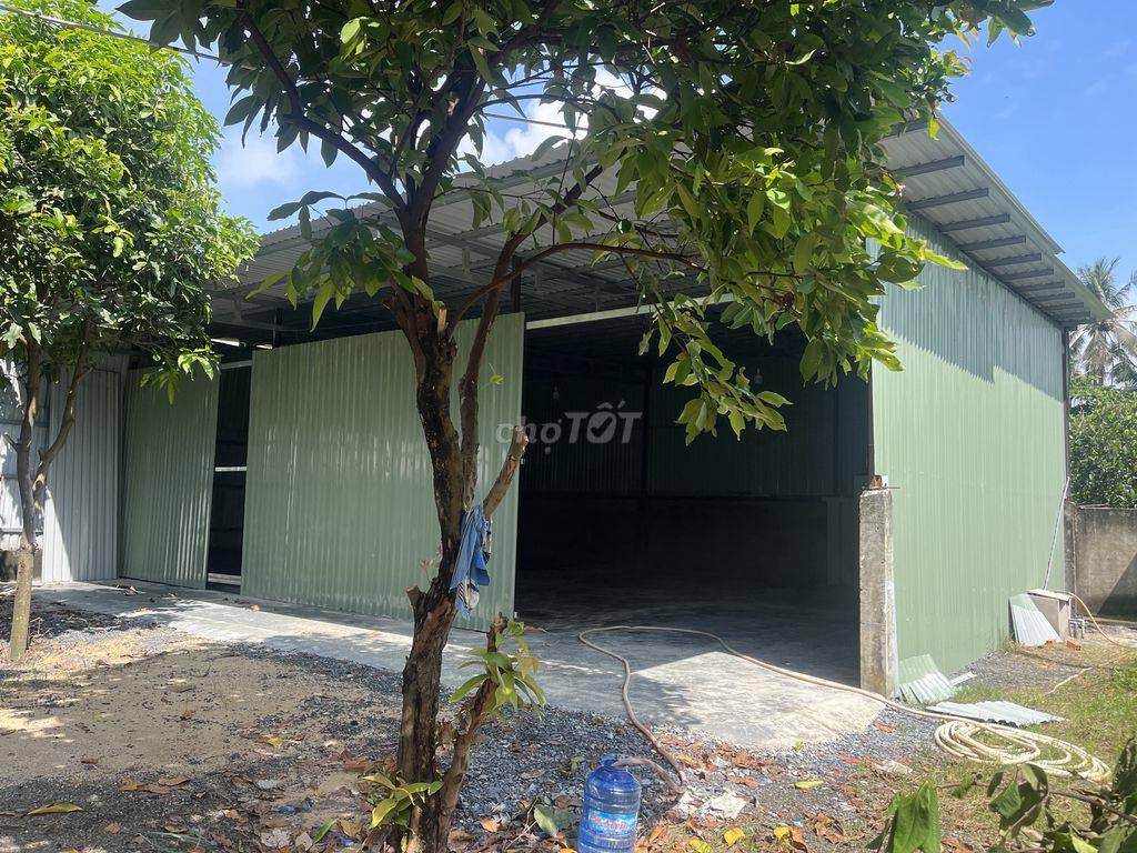 Cho thue kho thích hợp sản xuất hoặc làm kho chưa hàng