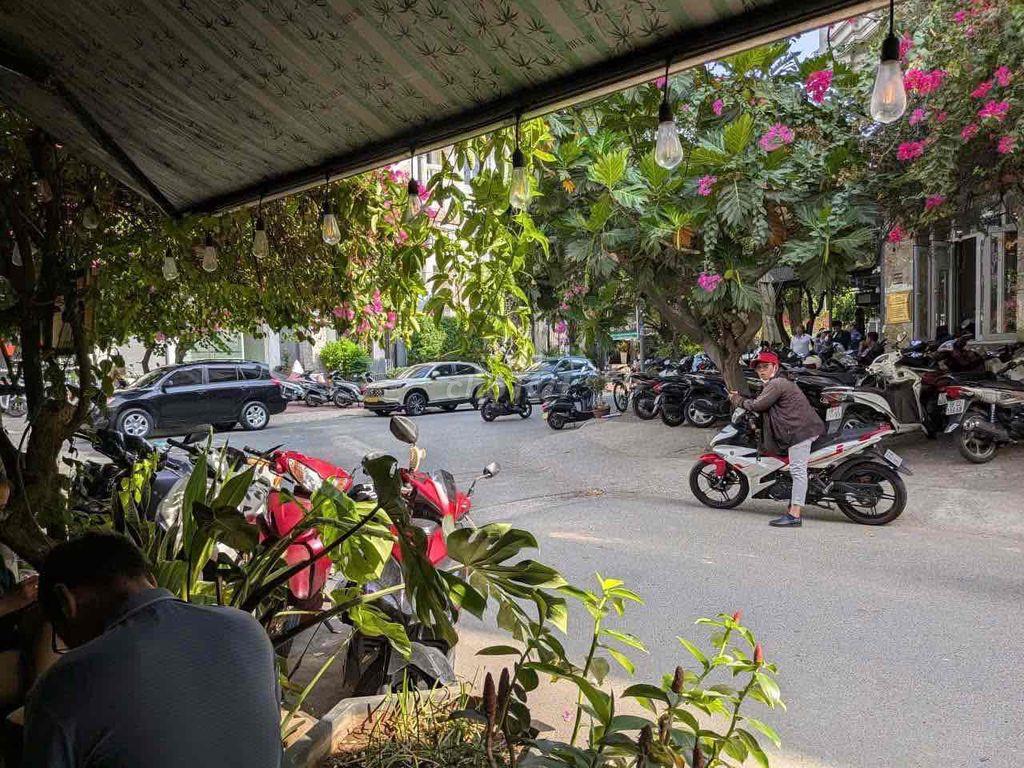 CHO THUÊ MẶT BẰNG KINH DOANH