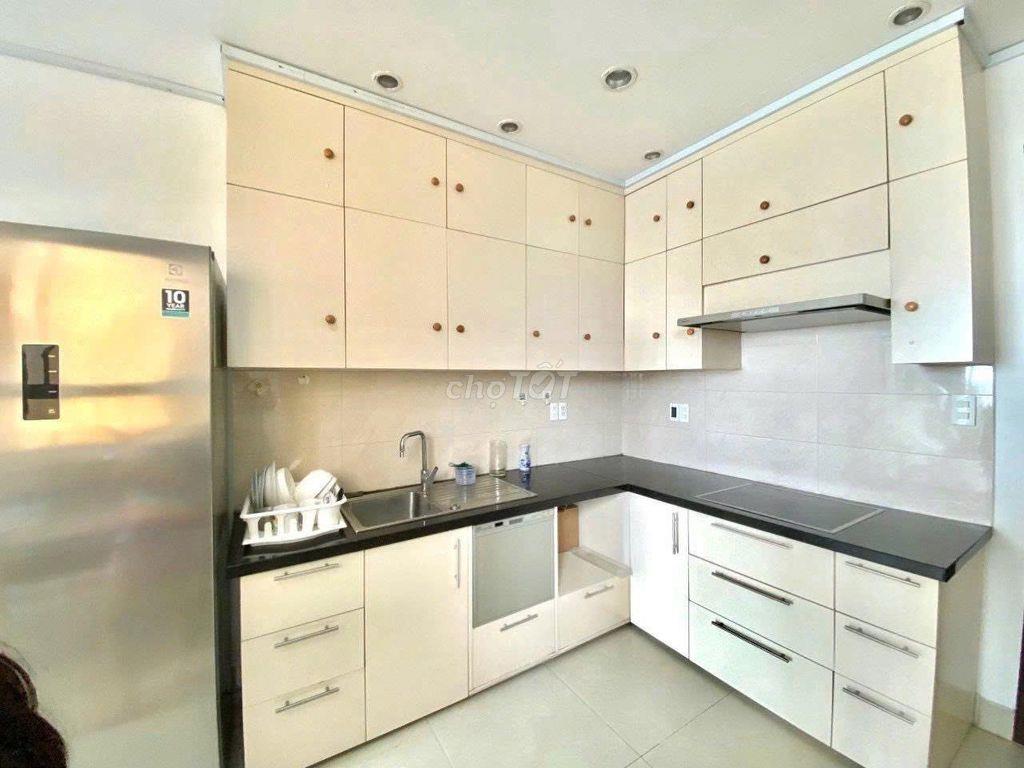 Central Plaza-Ban công, Nội thất cao cấp, 80m2 ,2PN Giá thuê 13.5 tr