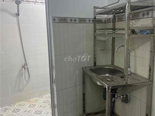 Phòng trọ lối đi riêng