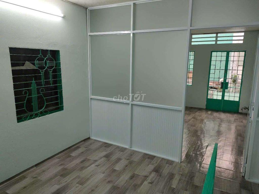 Cho thuê nhà chính chủ mặt tiền 146 Lê Thị Bạch Cát, quận 11