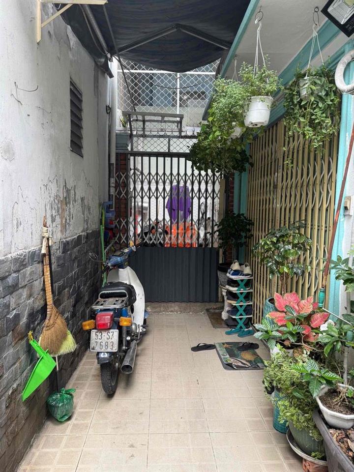 bán nhà bùi thị xuân p1 tân bình 42m2