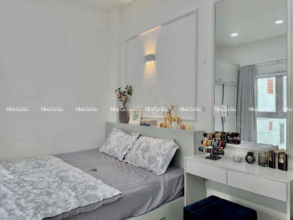 Căn hộ 1PN Full Nội Thất, Gần Q1, Cầu Công Lý Di Chuyển Sân Bay Tiện