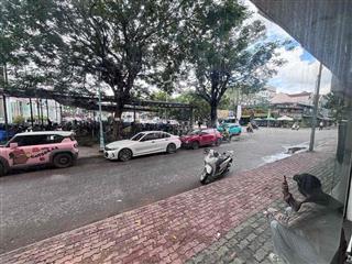 MBKD đối diện Vincom Quận 7