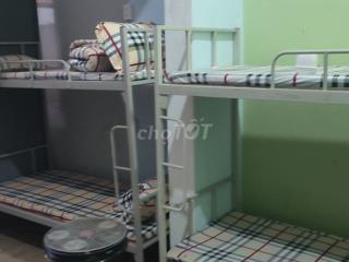 Phòng kí túc xá