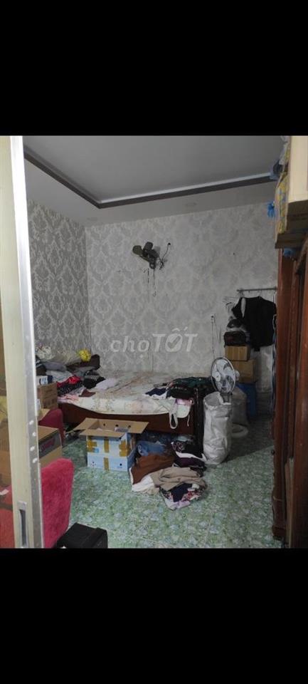 Cho thuê phòng 35m2 trung tâm Nha Trang