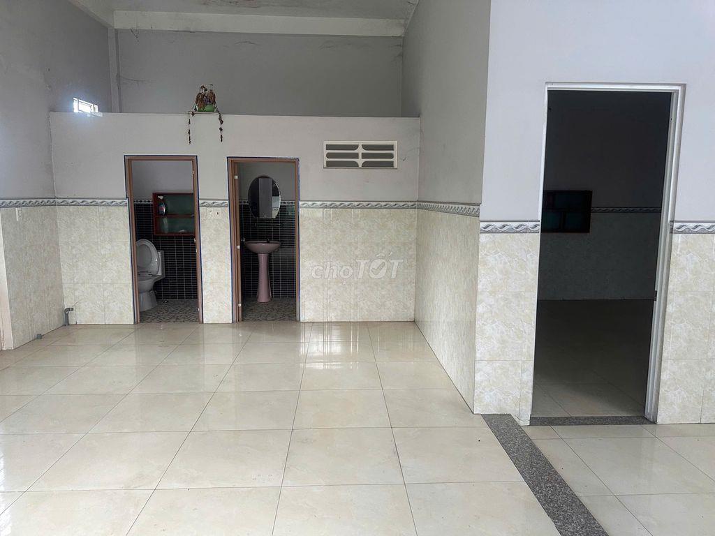 Bán gấp nhà mặt tiền đường 23, Bình Chánh 