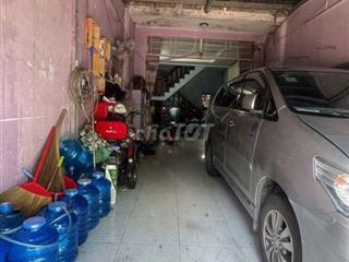 Nhà 1 xẹt ngắn ra mt Lê Văn Khương xe hơi đậu trong nhà 4x23m 1 lầu 
