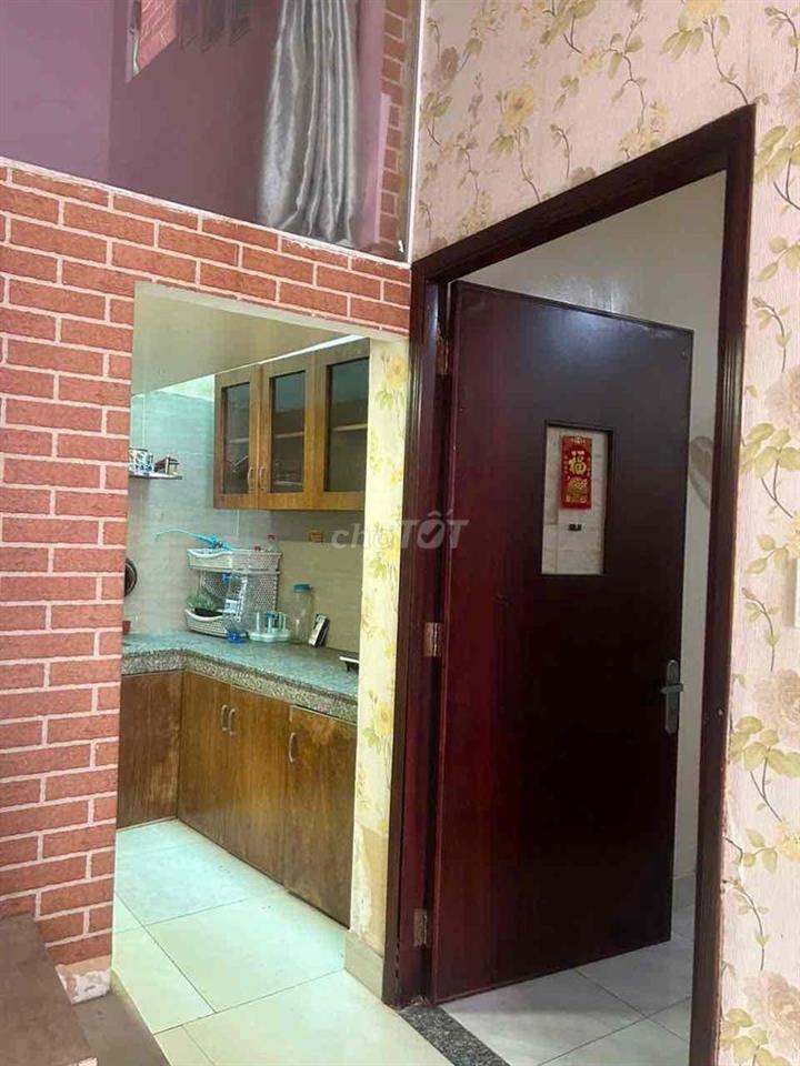 nhà 3phòng ngủ gần chợ Tân Định