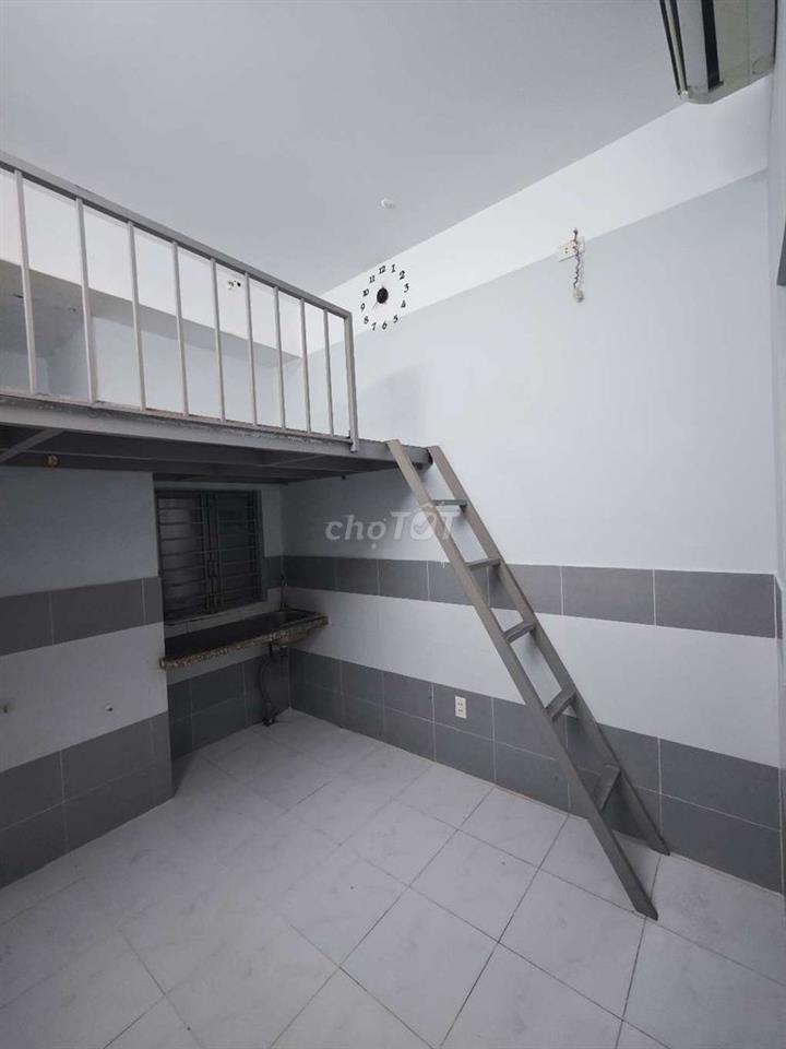 cho thuê phòng có gác với máy lạnh