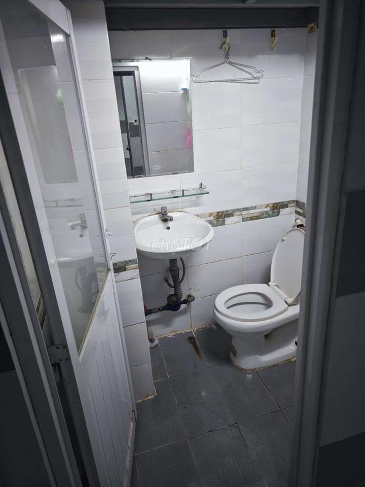 cho thuê phòng có gác với máy lạnh