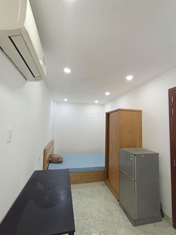 Căn hộ dịch vụ 18m2, full nội thất giá 4 triệu