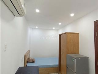 Căn hộ dịch vụ 18m2, full nội thất giá 4 triệu