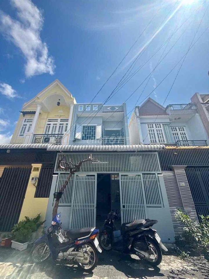 NHÀ HXH - XUÂN THỚI THƯỢNG 2TẦNG - 2 PHÒNG TRỌ RIÊNG BIỆT -HM
