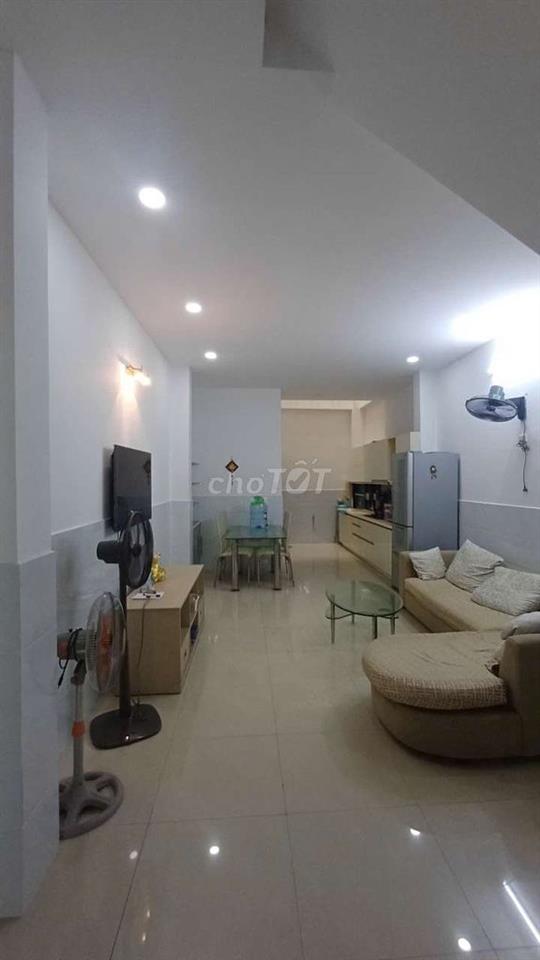 Nhà đẹp 4x18, 2 lầu , bầu cát tân bình 