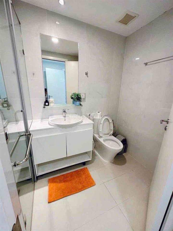 Đang trống sẵn căn 2PN ở masteri an phú giá siêu tốt ạ