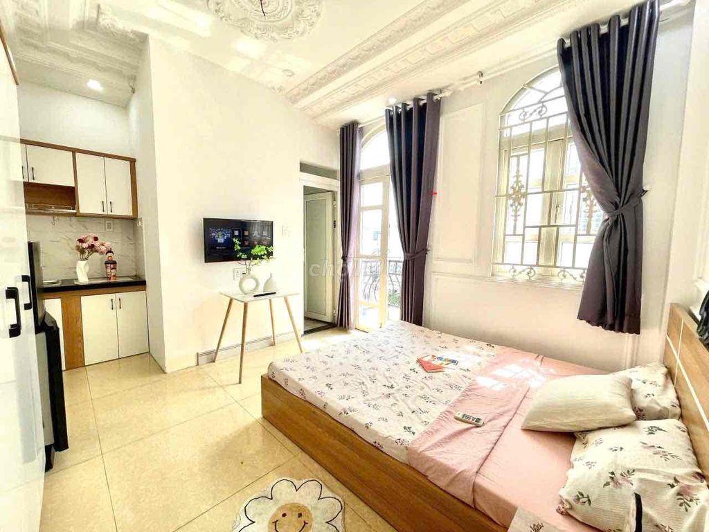 STUDIO CÓ BAN CÔNG GẦN ĐH GIA ĐỊNH, NGÃ 5