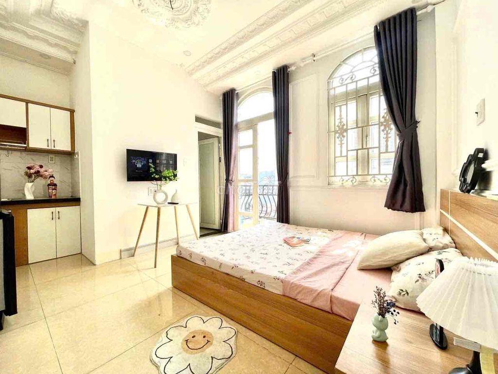 STUDIO CÓ BAN CÔNG GẦN ĐH GIA ĐỊNH, NGÃ 5