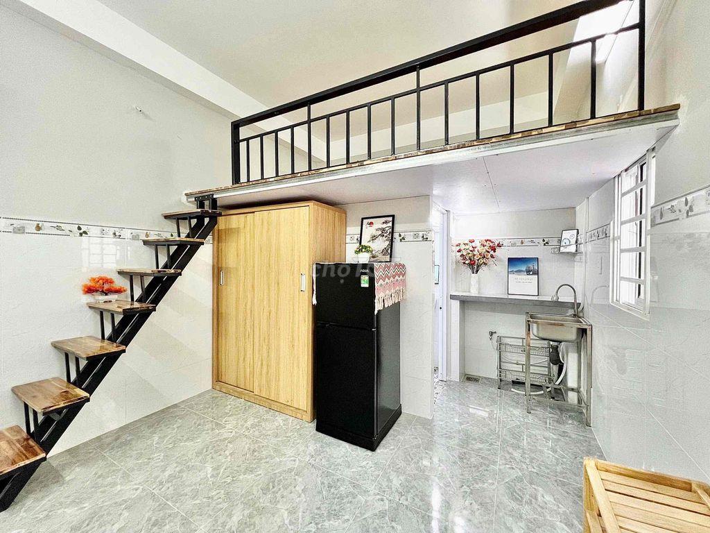 DUPLEX CỬA SỔ TRỜI NGAY DQH