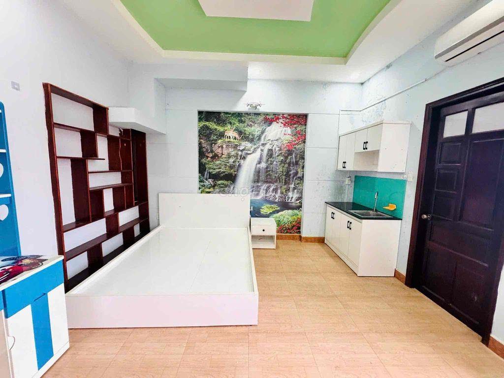 STUDIO CỬA SỔ THOÁNG GẦN GẦN CV VĂN HOÁ GV