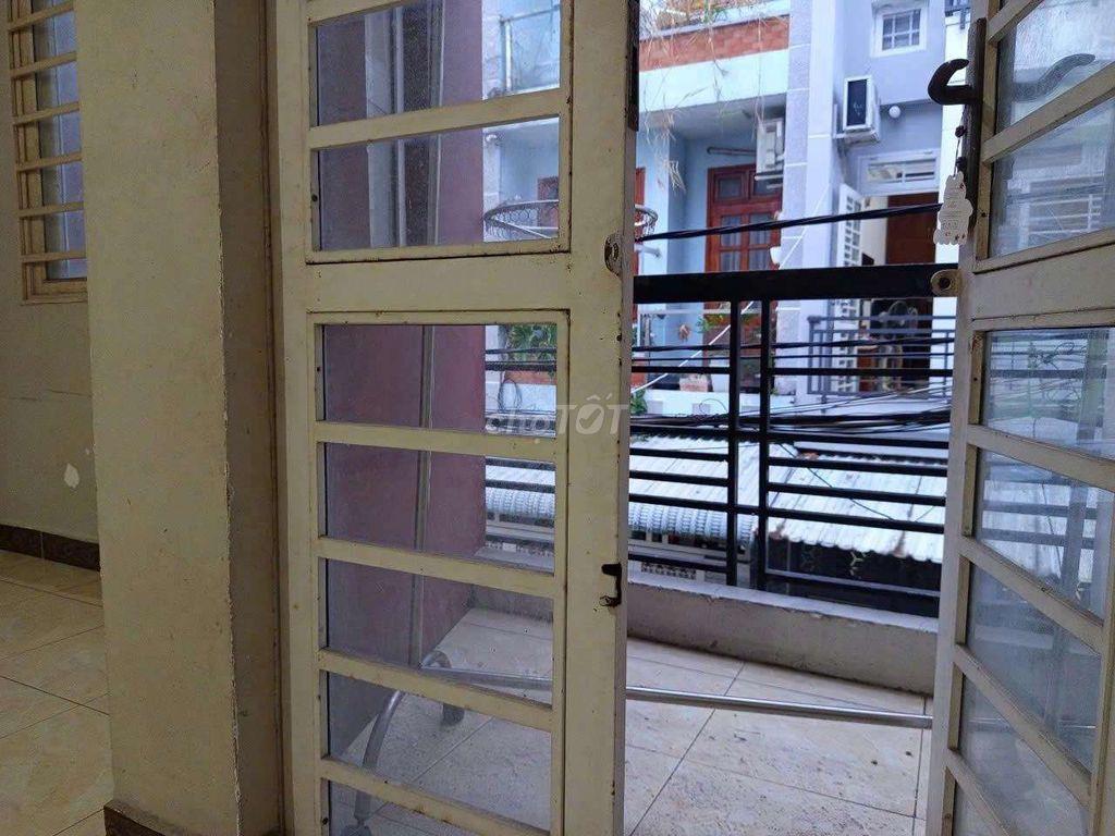Phòng trọ 1tr200k bao điện nước