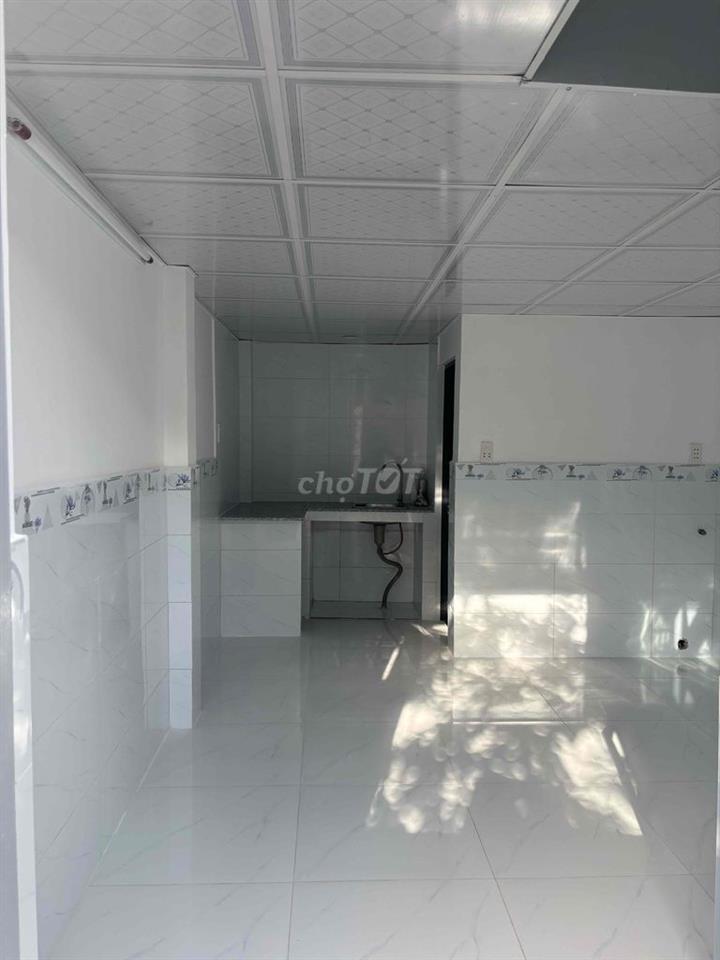 NHÀ MỚI, TRỆT GÁC LỬNG GẦN CHỢ THỚI TỨ