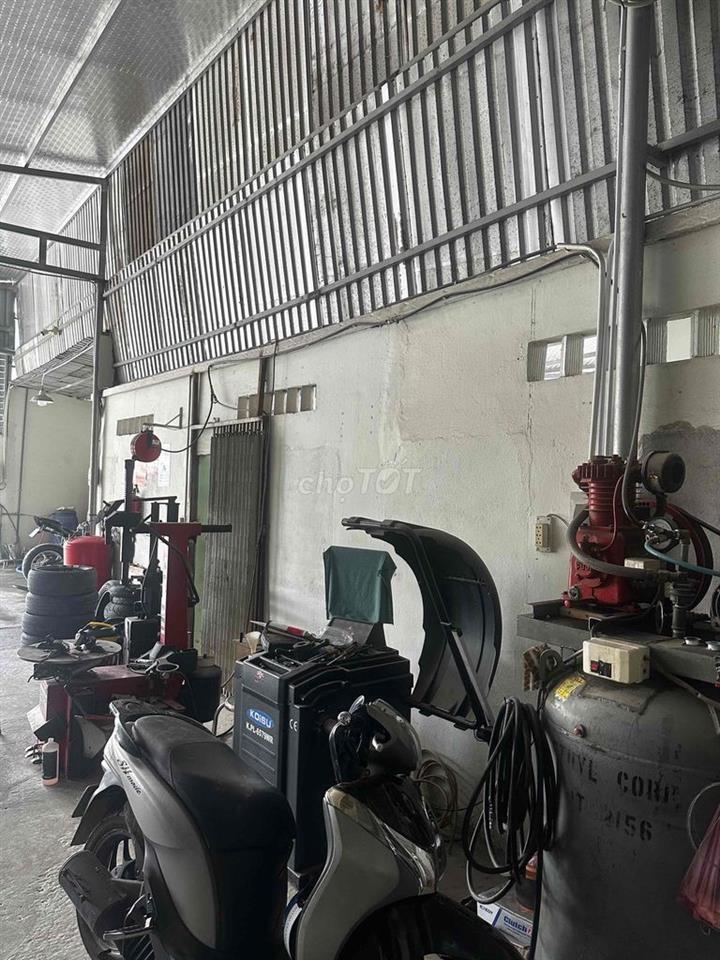 cho thuê mặt bằng + thiết bị