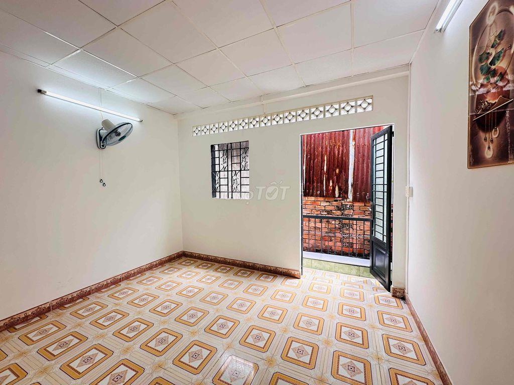 Tìm Nhà Ngộp Quận 8-Bình Chánh Giá Dưới Một Tỷ
